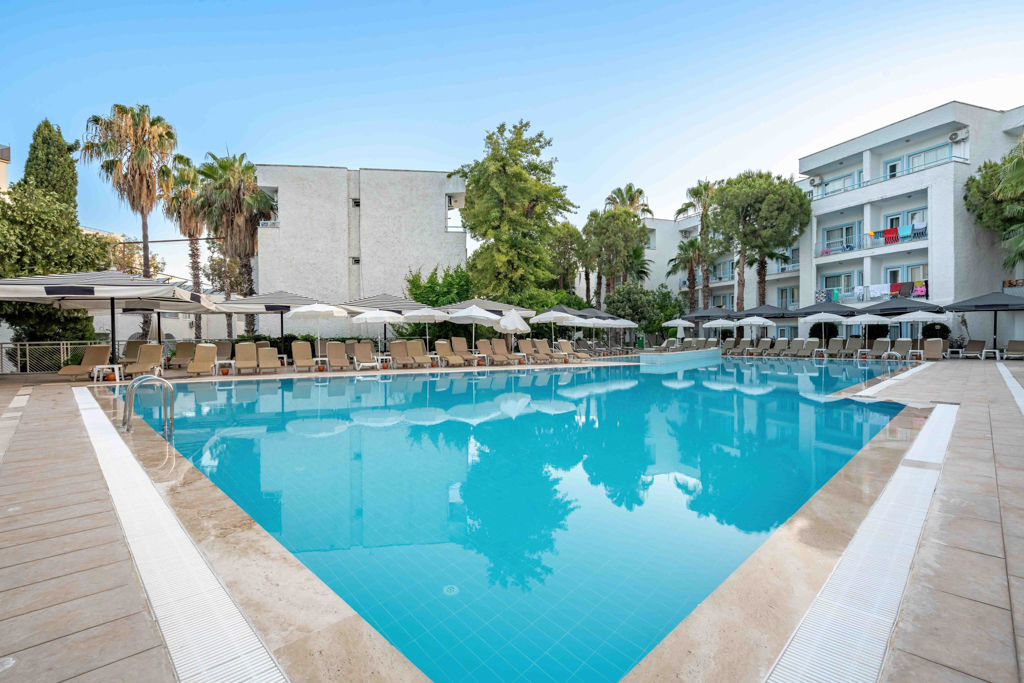 Sunrise Beach Side Hotel